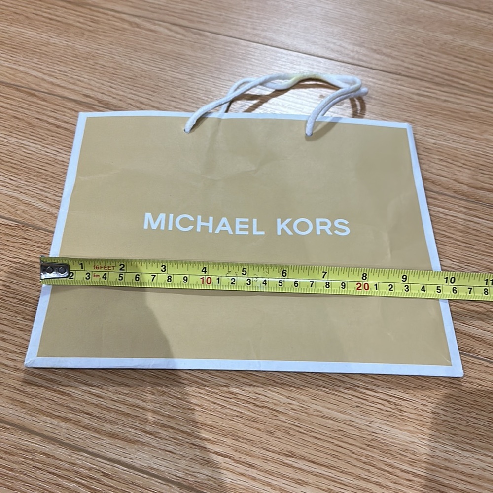 Qty 1 MK authentic bag - Picture 3 of 8